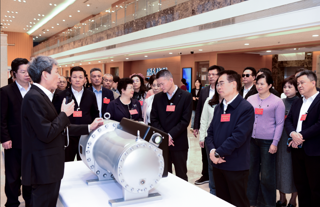 evo视讯动态|福建省全国人大代表视察evo视讯集团